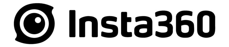 לוגו שחור של Insta360 על רקע לבן, מציג איור של עדשת מצלמה בצורת טיפה משמאל וכיתוב "Insta360" בפונט עבה מימין